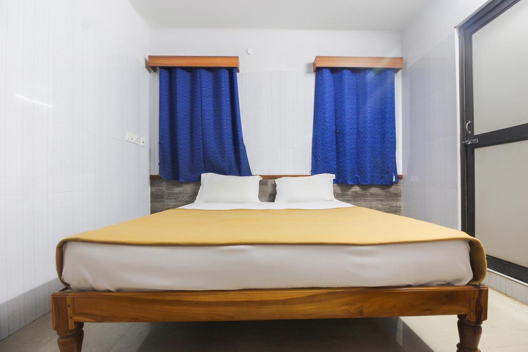 Hotel O Jks Deluxe Lodge Udaiyarpalaiyam Εξωτερικό φωτογραφία
