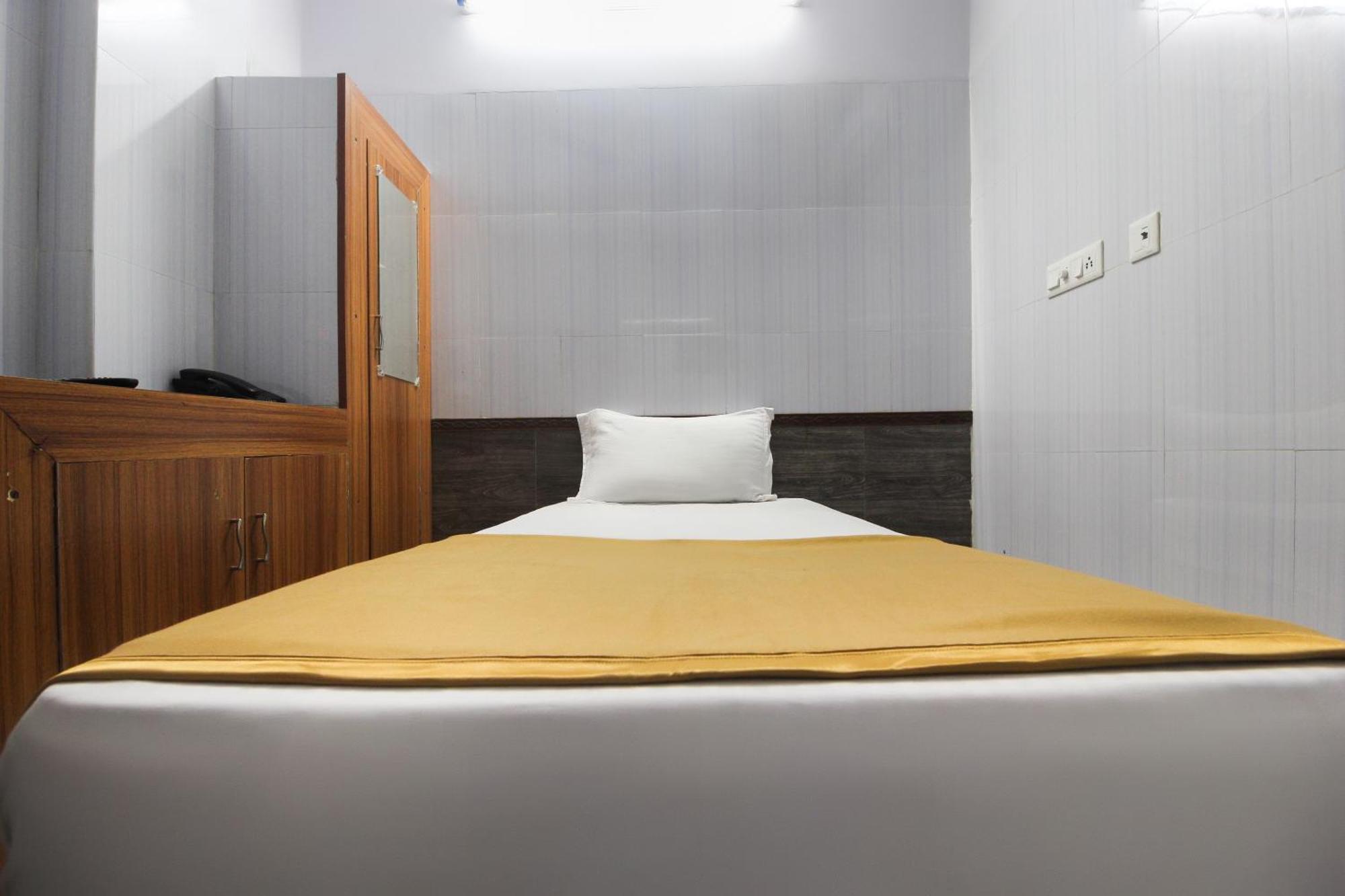 Hotel O Jks Deluxe Lodge Udaiyarpalaiyam Εξωτερικό φωτογραφία